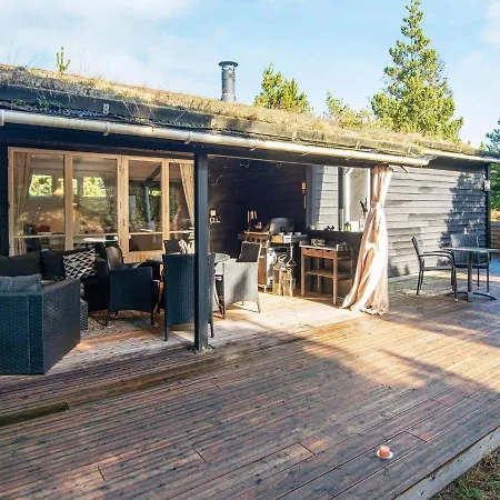 Holiday Romo Cxxii *